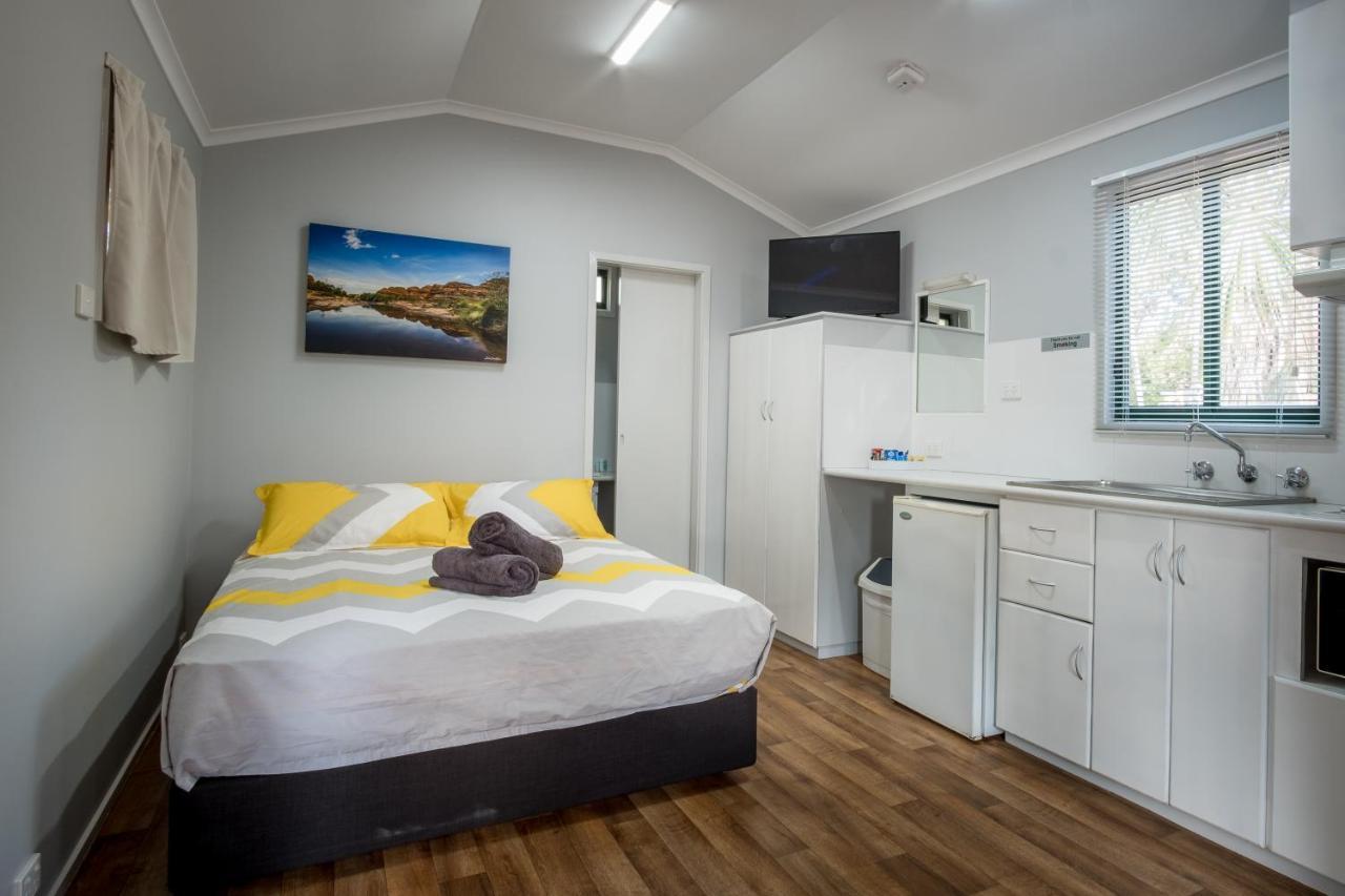 Kimberleyland Waterfront Holiday Park Kununurra Extérieur photo