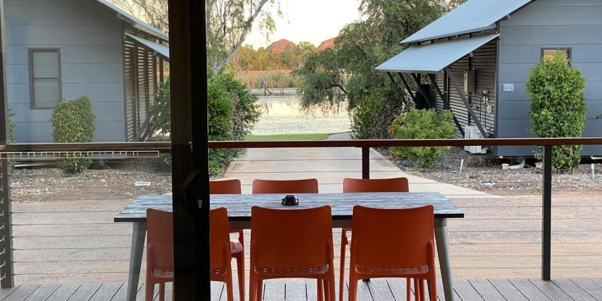 Kimberleyland Waterfront Holiday Park Kununurra Extérieur photo