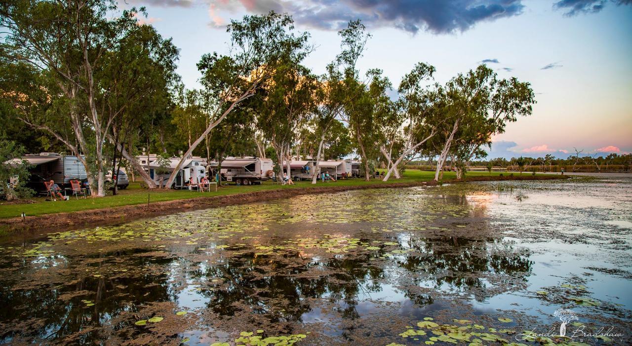 Kimberleyland Waterfront Holiday Park Kununurra Extérieur photo